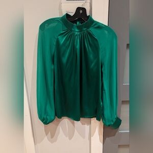 Generation Love size s Green Top